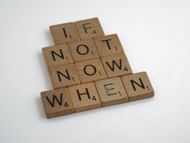 New Year's resolution (Image via Unsplash/Brett Jordan)
